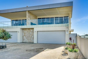 52 Esplanade - BYO Linen - Luxury - Seafront - Wi-Fi